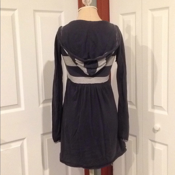 Super Dry dress with pockets! - Picture 2 of 7